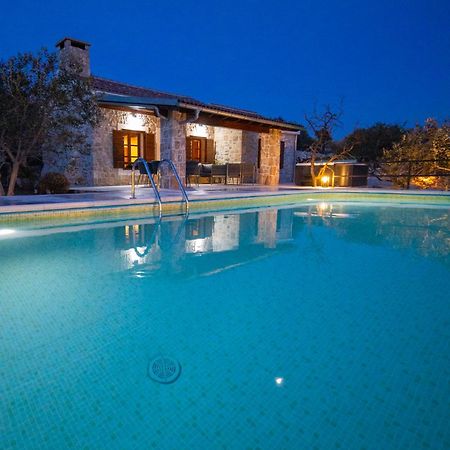 Holiday Home Svemir دراغ المظهر الخارجي الصورة